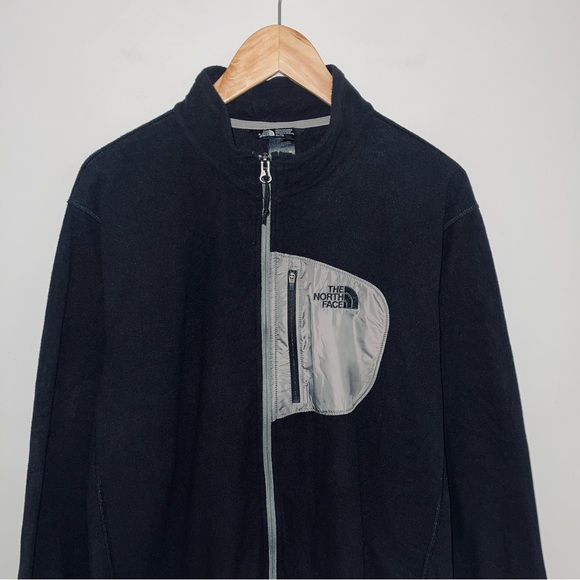 The North Face Vintage Fleece Men's Size Extra Large Black  Grey Zip Up Sweater - Picture 3 of 6